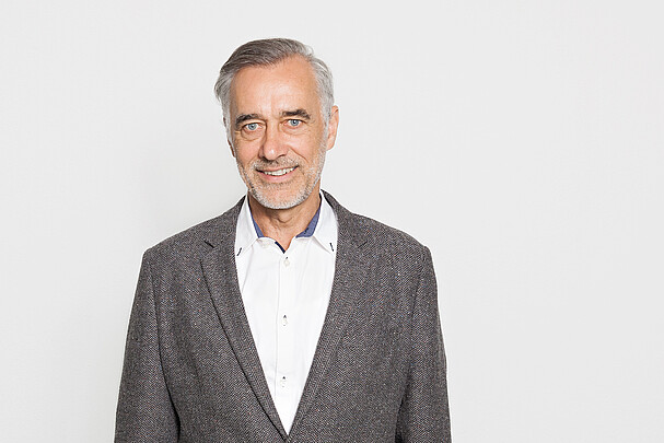 Profilfoto Prof. Dr. Dirk Lange